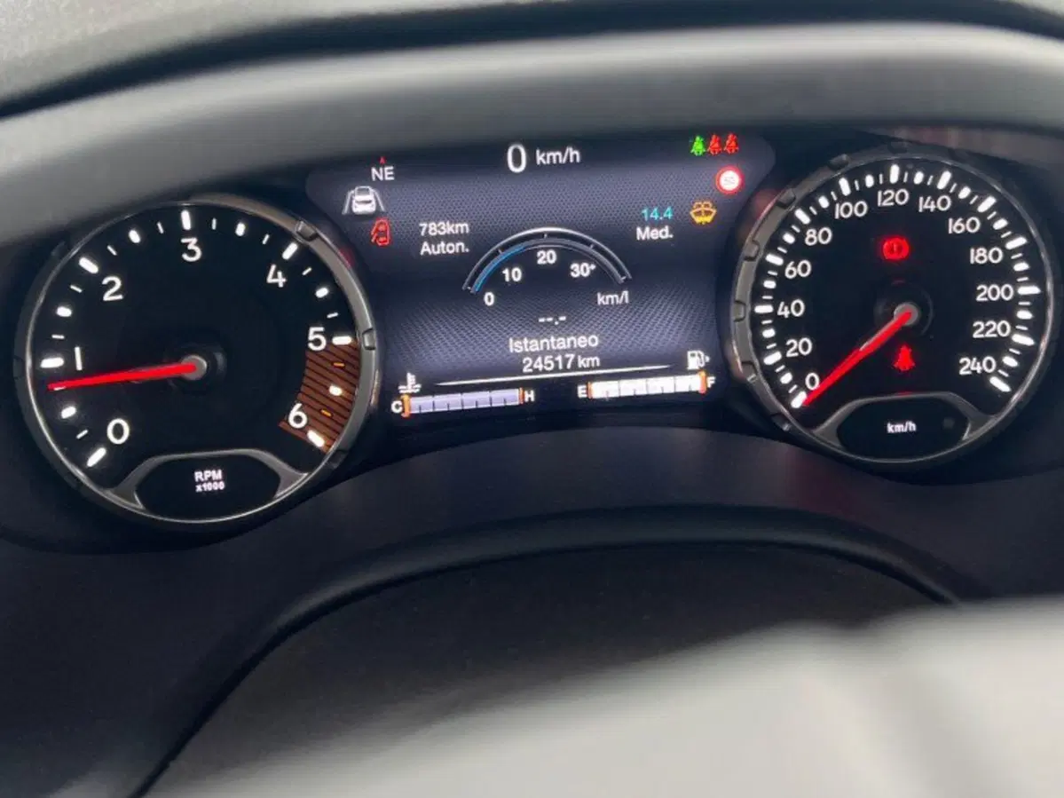 Jeep Renegade usata a Salerno (18)