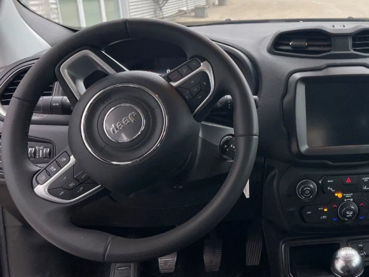 Jeep Renegade usata a Salerno (8)
