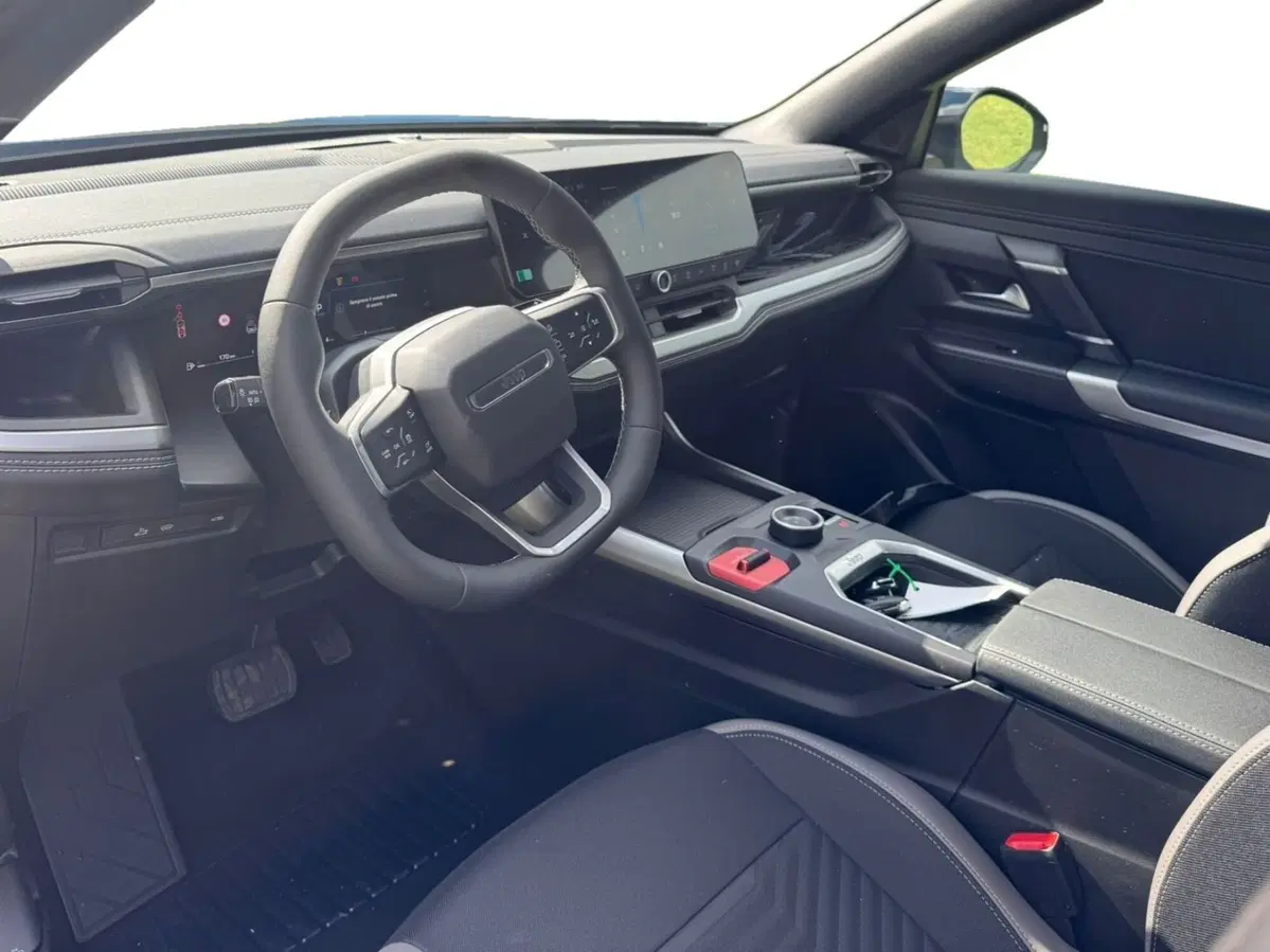 Jeep Compass nuova a Salerno (8)