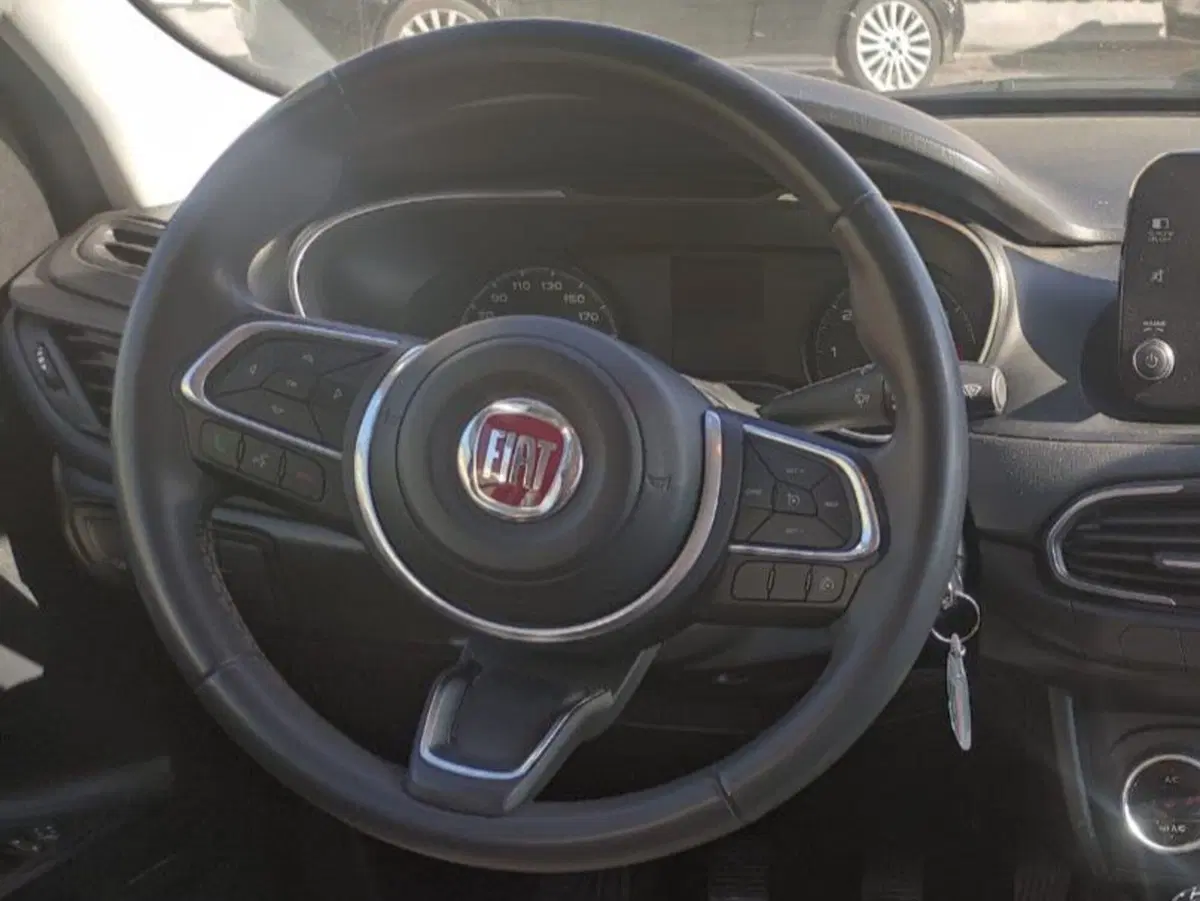 Fiat Tipo Station Wagon usata a Salerno (8)