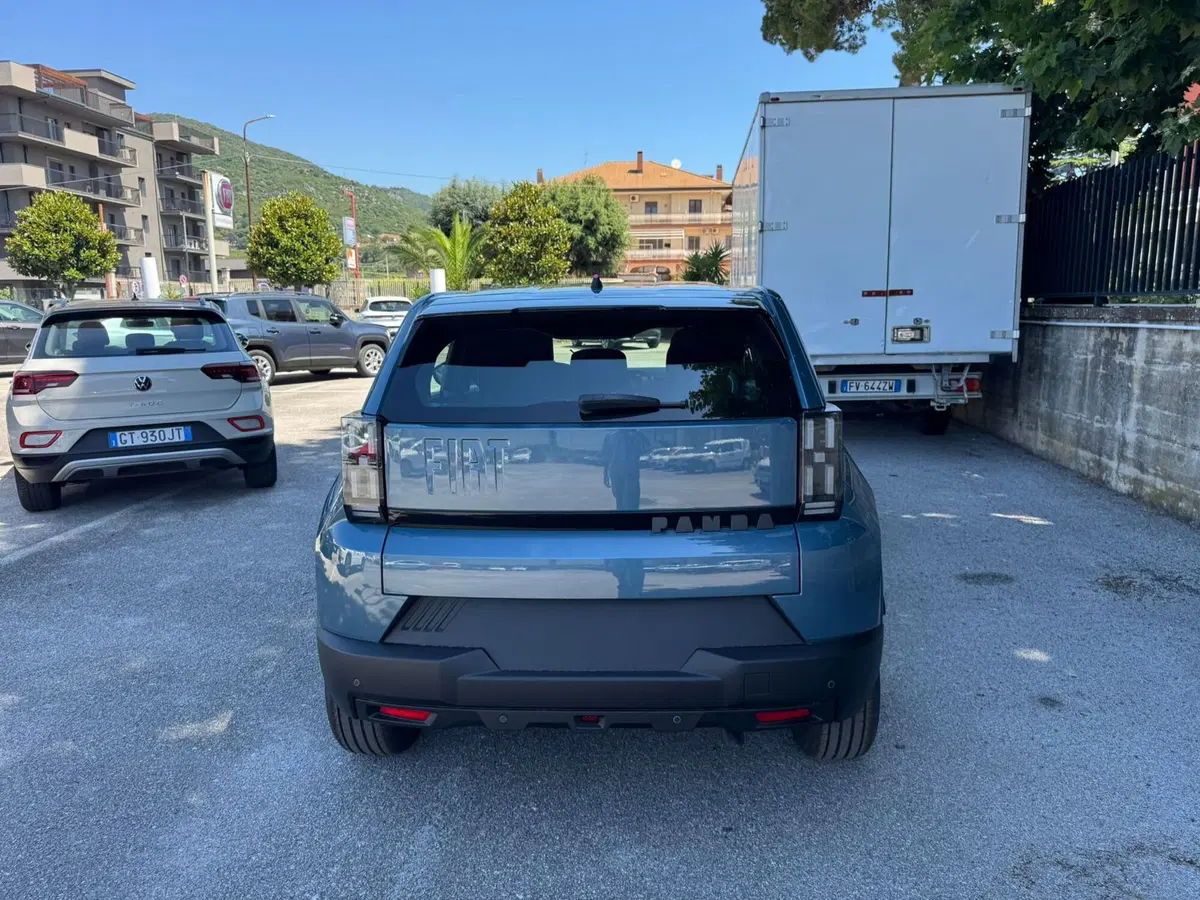 Fiat Grande Panda nuova a Salerno (10)