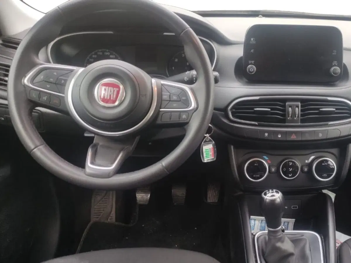 Fiat Tipo Station Wagon usata a Salerno (8)