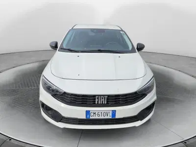 Fiat Tipo Station Wagon Tipo SW 1.0 t3 Cross 100cv del 2023 usata a Fisciano