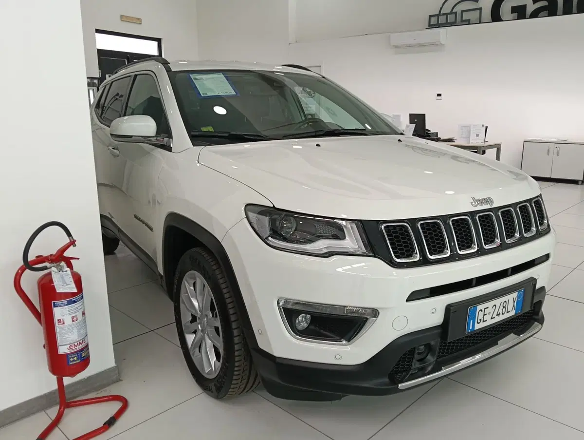 Jeep Compass usata a Salerno (13)