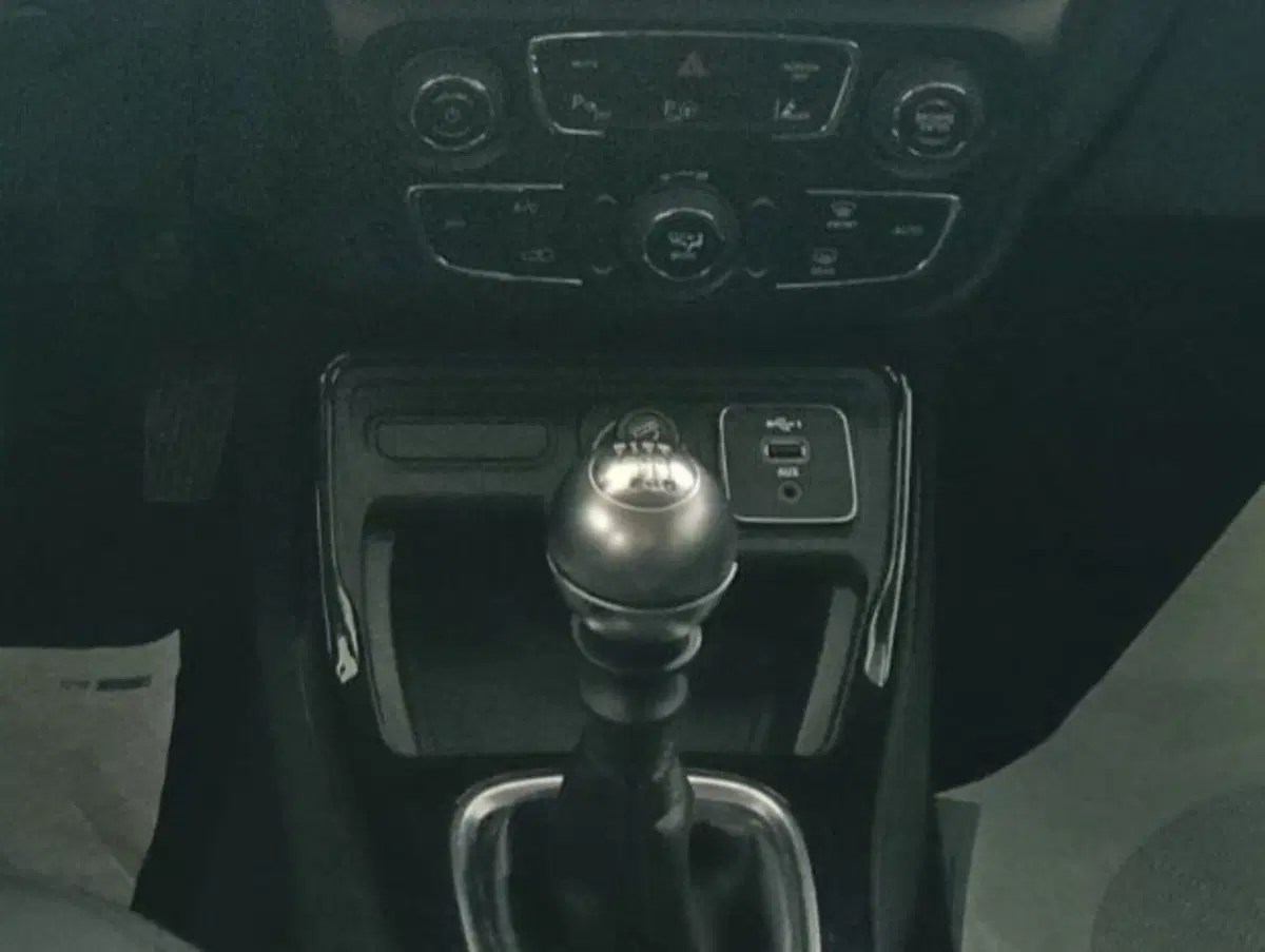Jeep Compass usata a Salerno (16)