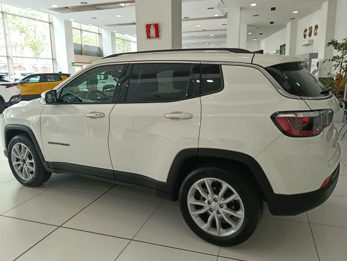 Jeep Compass usata a Salerno (3)