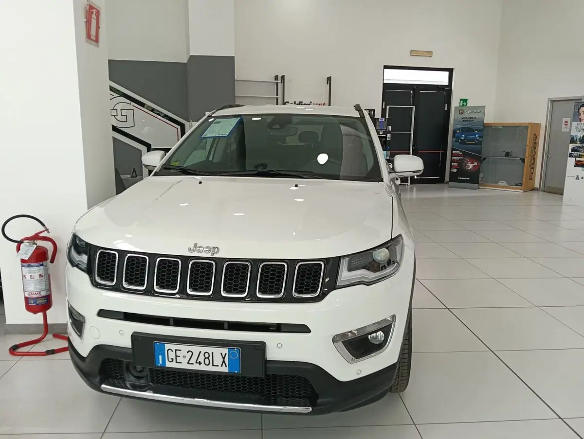 Jeep Compass usata a Salerno (9)