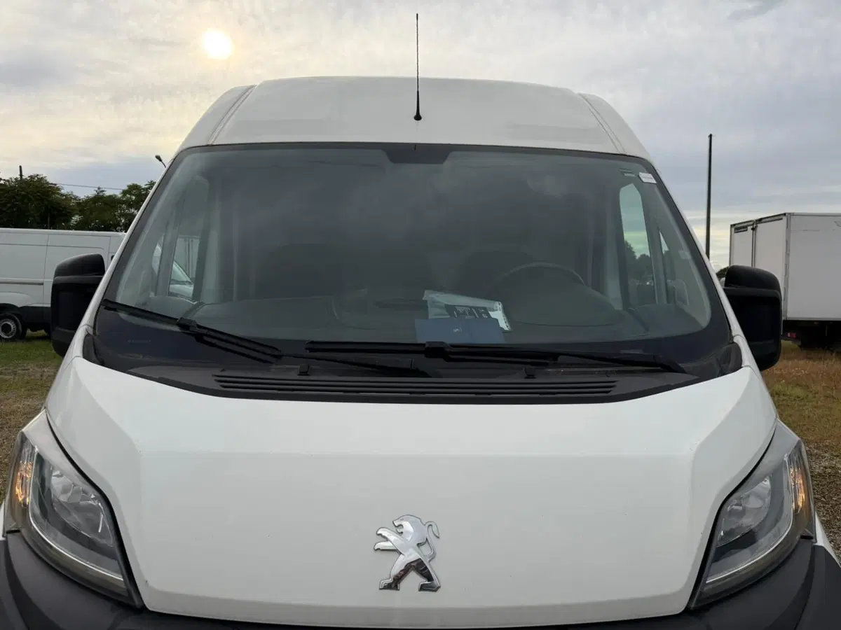 Peugeot Boxer Furgone usata a Salerno (10)