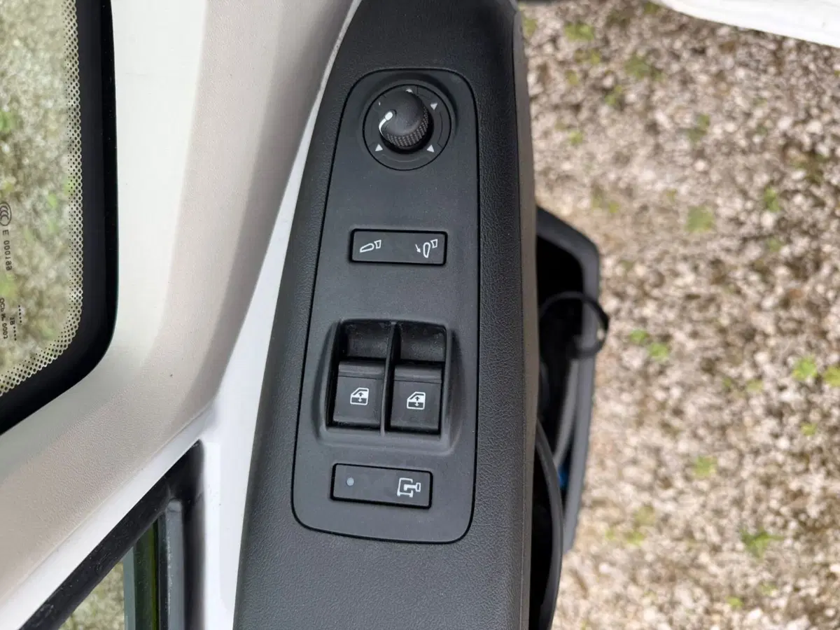 Peugeot Boxer Furgone usata a Salerno (17)