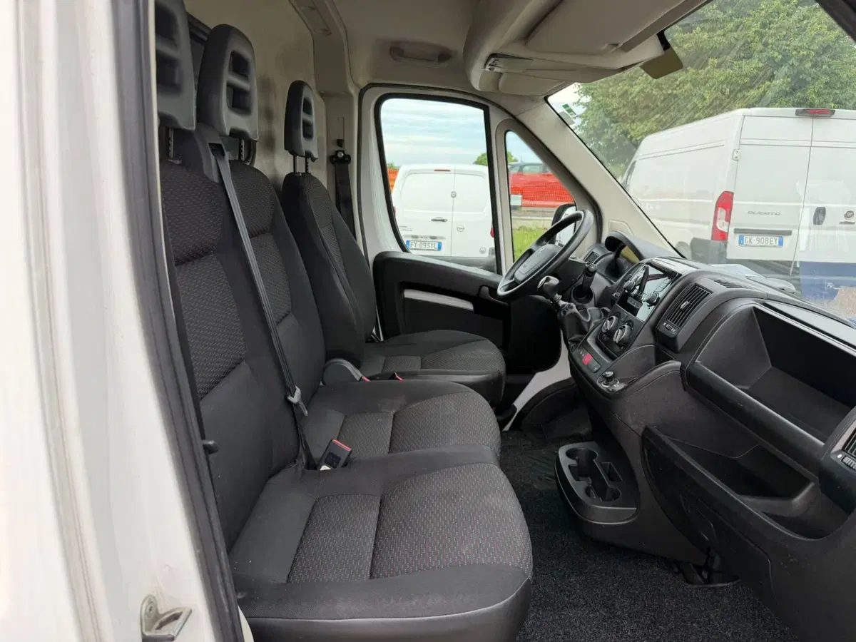 Peugeot Boxer Furgone usata a Salerno (6)