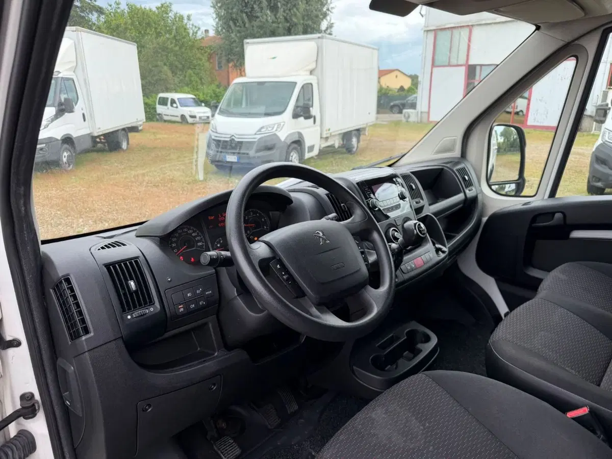 Peugeot Boxer Furgone usata a Salerno (7)