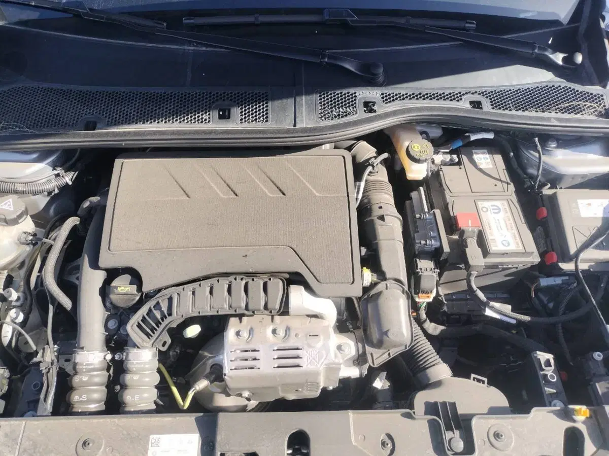 Peugeot 208 usata a Salerno (10)