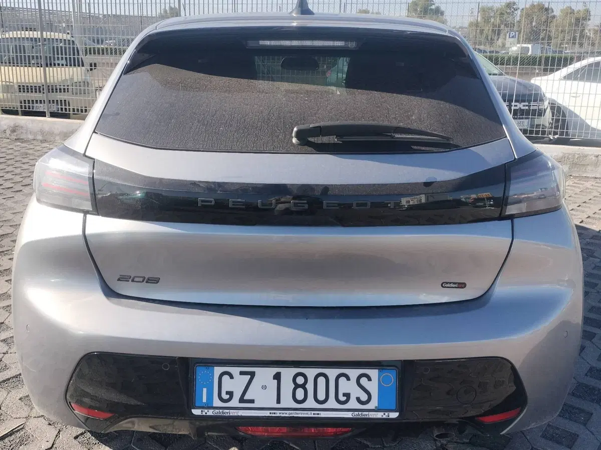Peugeot 208 usata a Salerno (14)