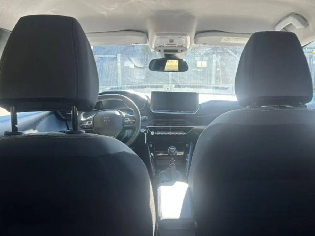 Peugeot 208 usata a Salerno (17)