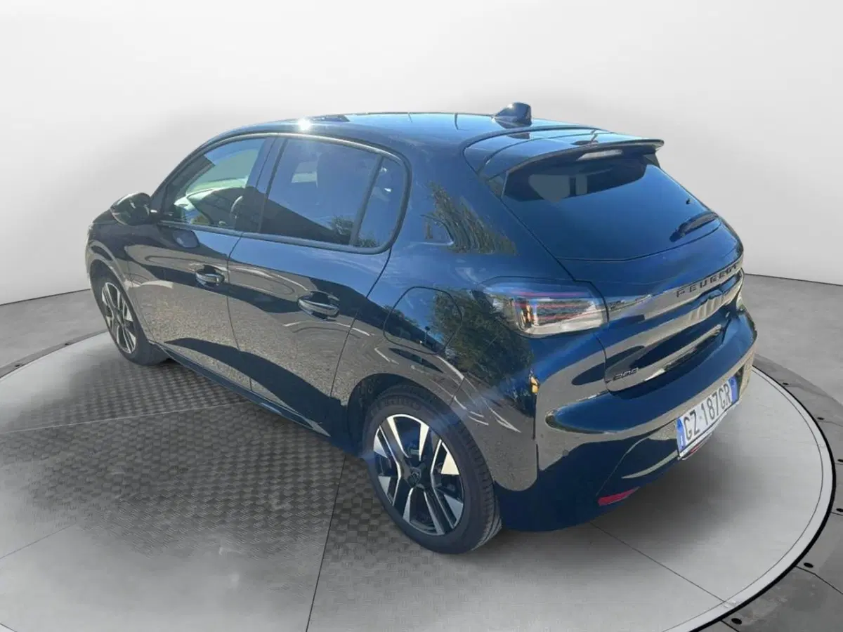 Peugeot 208 usata a Salerno (3)