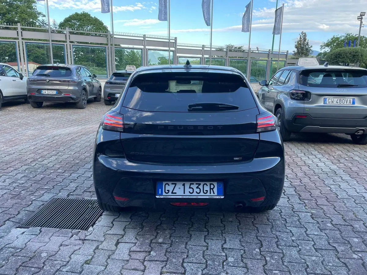 Peugeot 208 usata a Salerno (10)