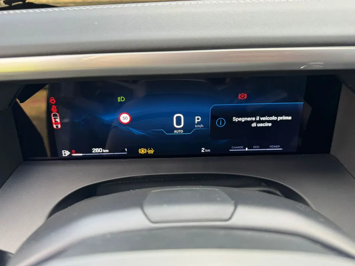 Jeep Compass nuova a Salerno (18)