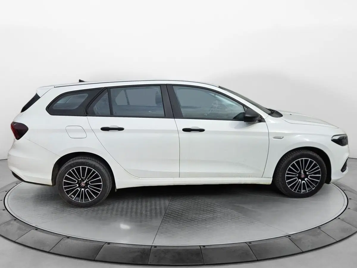 Fiat Tipo Station Wagon usata a Salerno (2)