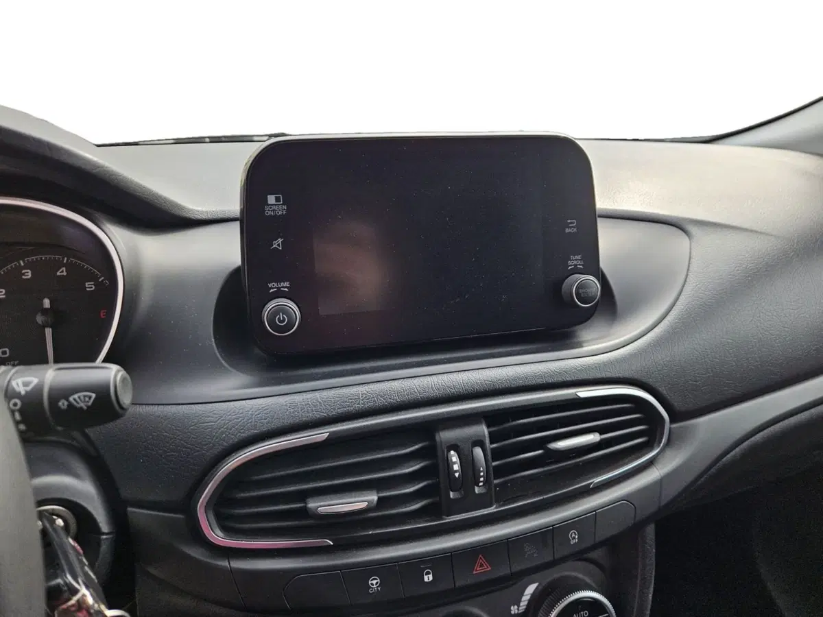 Fiat Tipo Station Wagon usata a Salerno (7)