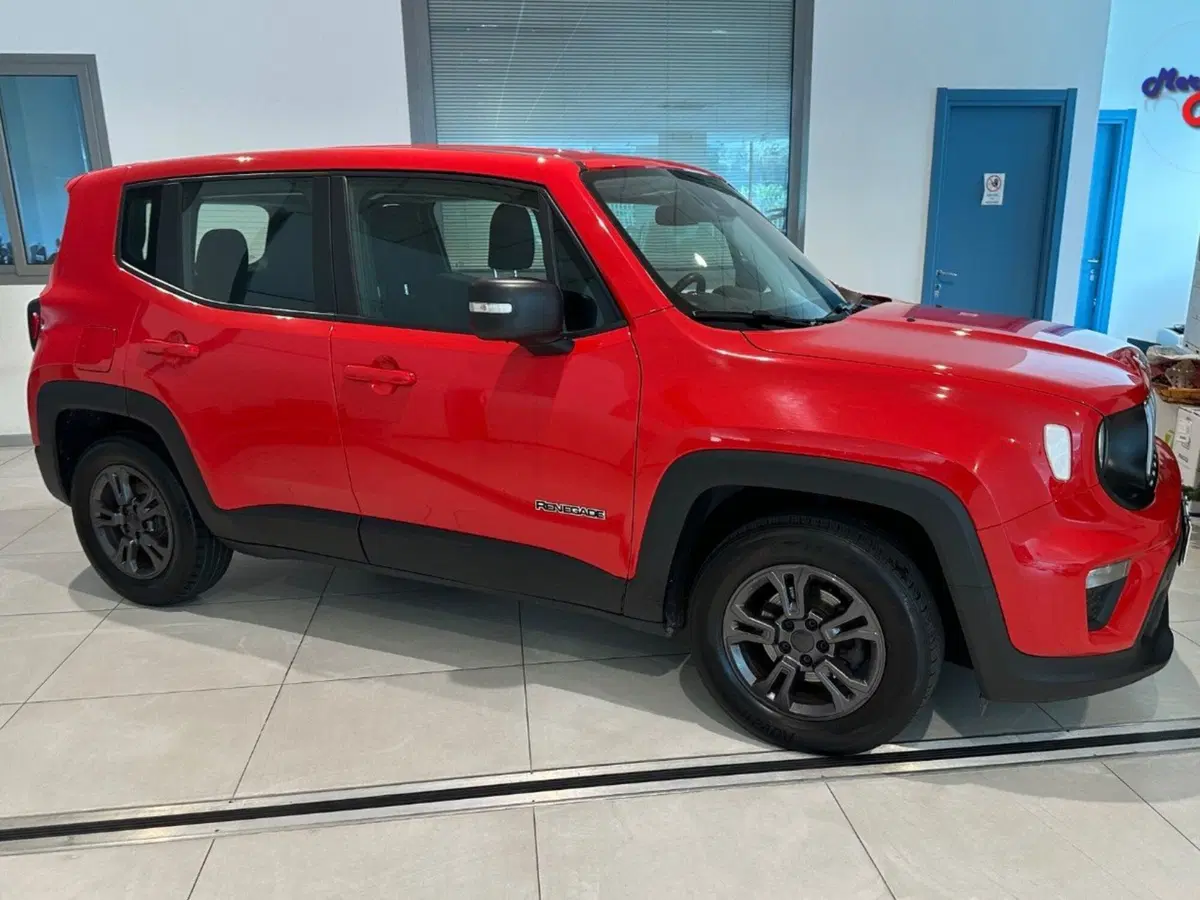 Jeep Renegade usata a Salerno (2)