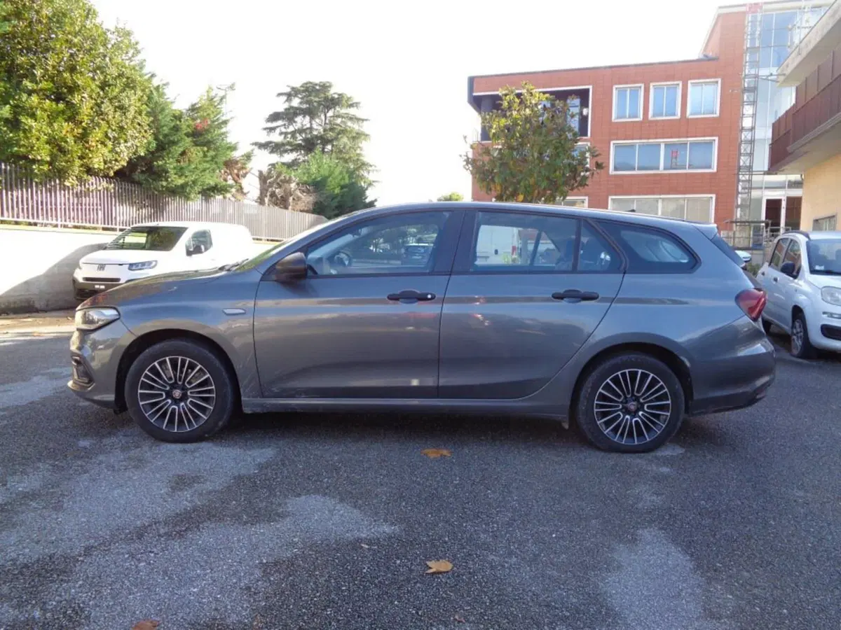 Fiat Tipo Station Wagon usata a Salerno (11)