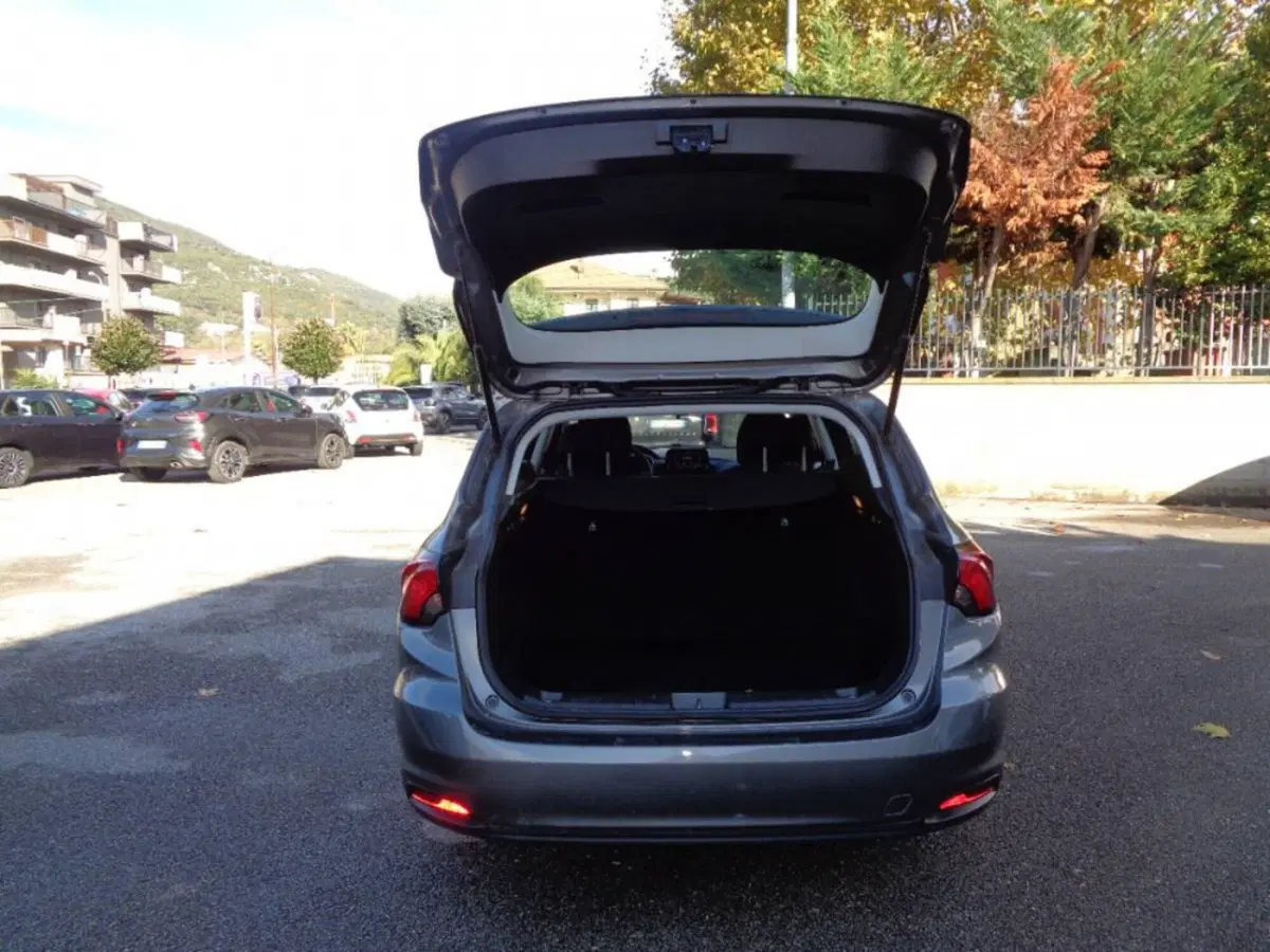 Fiat Tipo Station Wagon usata a Salerno (13)