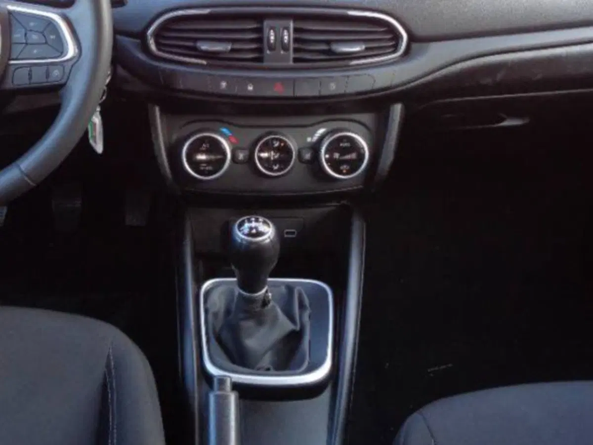 Fiat Tipo Station Wagon usata a Salerno (19)