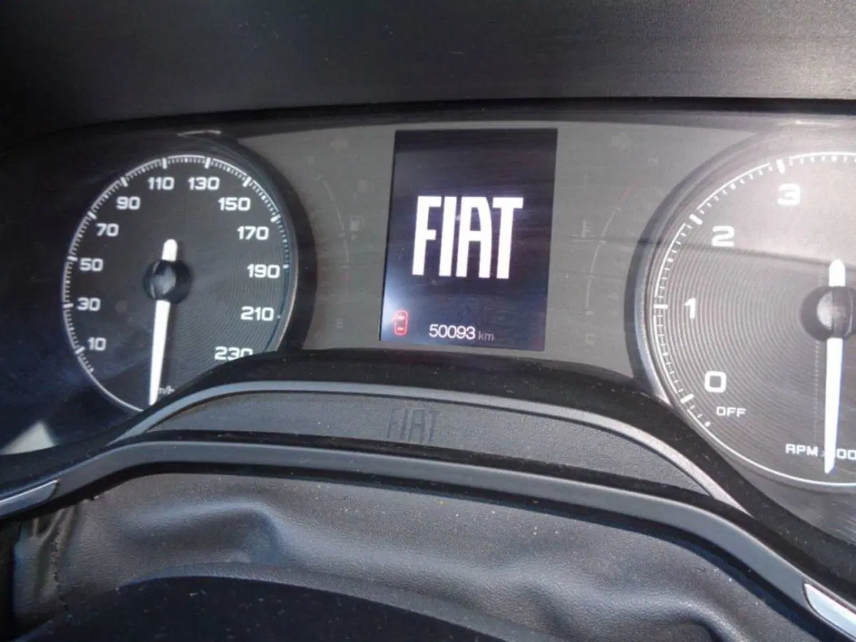 Fiat Tipo Station Wagon usata a Salerno (20)