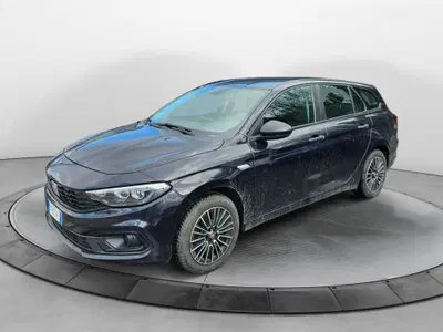 Fiat Tipo Station Wagon Tipo SW 1.0 t3 Cross 100cv del 2023 usata a Fisciano