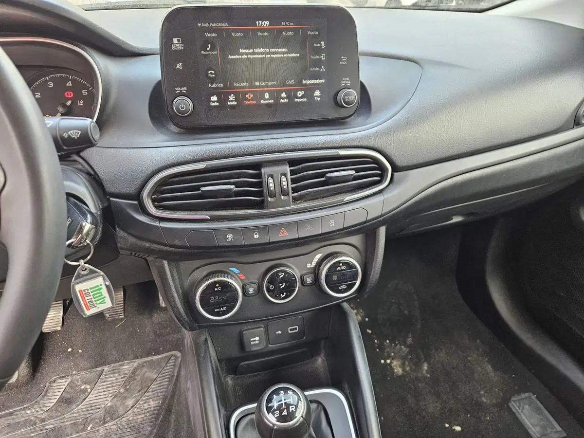 Fiat Tipo Station Wagon usata a Salerno (18)
