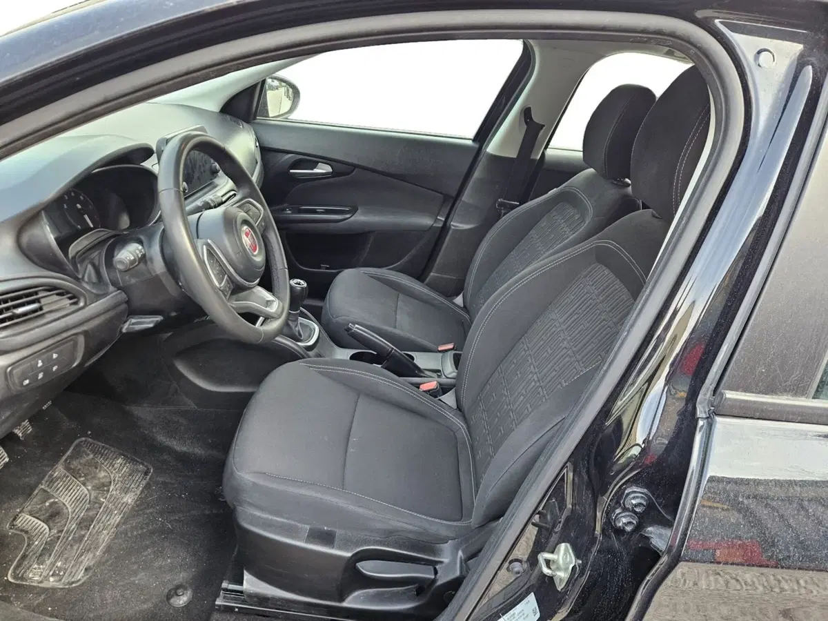 Fiat Tipo Station Wagon usata a Salerno (6)