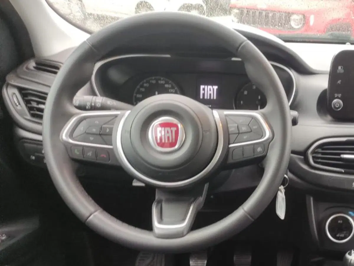 Fiat Tipo Station Wagon usata a Salerno (8)