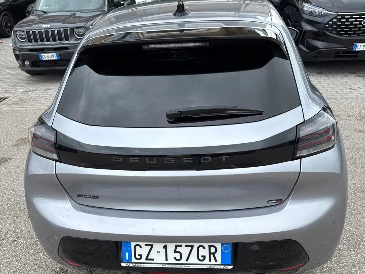 Peugeot 208 usata a Salerno (11)