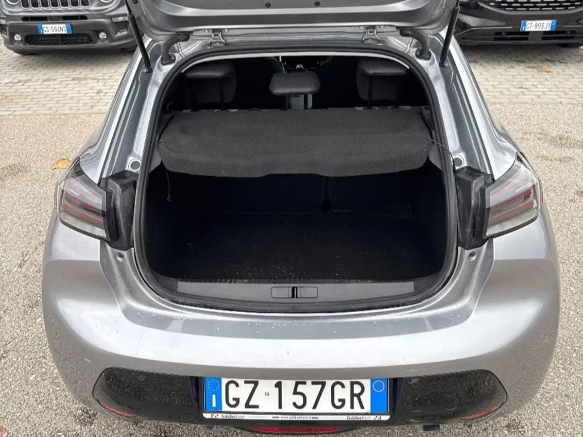 Peugeot 208 usata a Salerno (12)