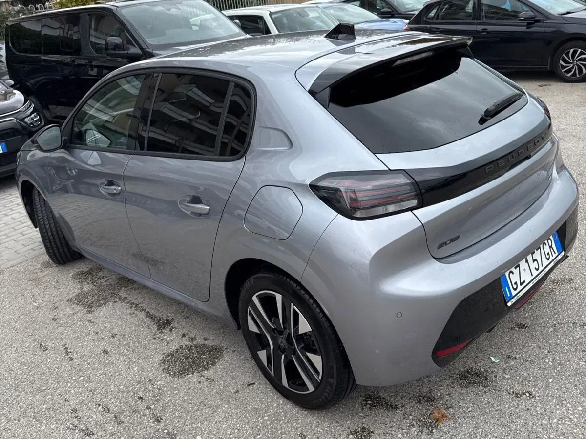Peugeot 208 usata a Salerno (3)