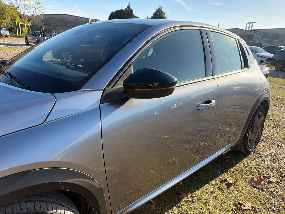 Lancia Ypsilon usata a Salerno (11)