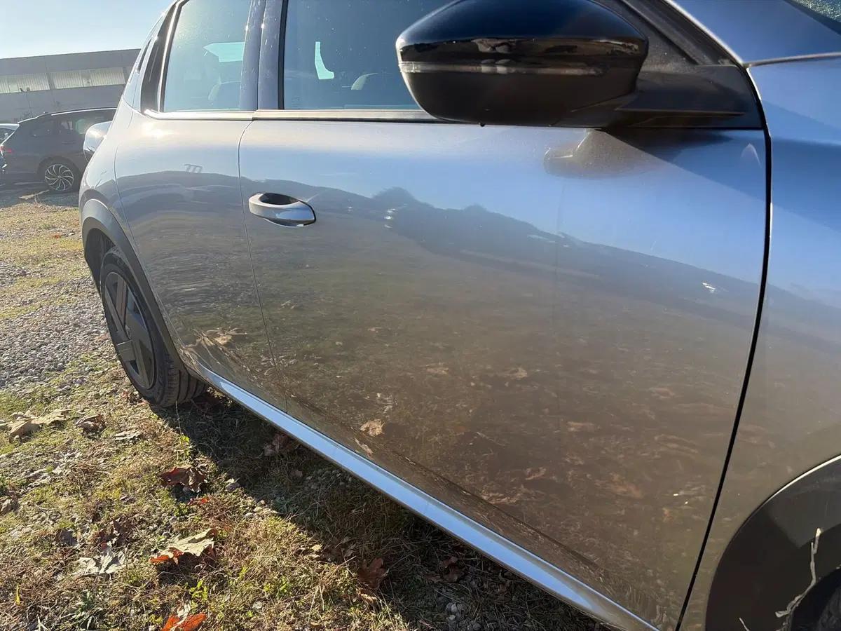 Lancia Ypsilon usata a Salerno (17)