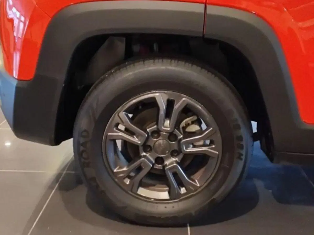 Jeep Renegade usata a Salerno (19)