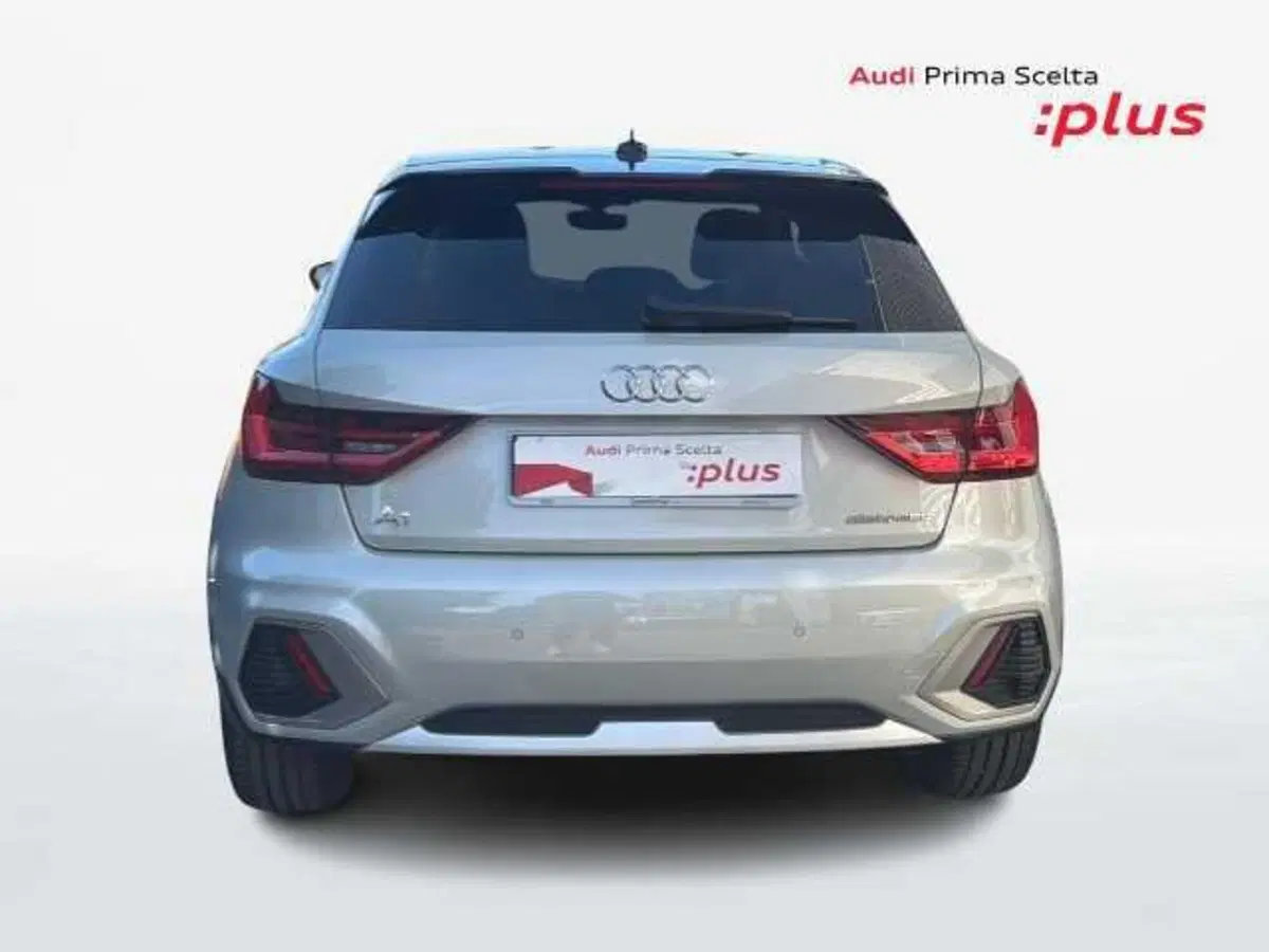 Audi A1 allstreet usata a Pistoia (11)