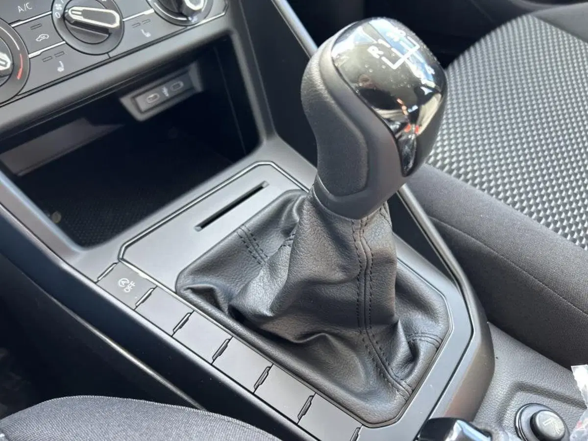 Volkswagen Polo nuova a Cuneo (12)