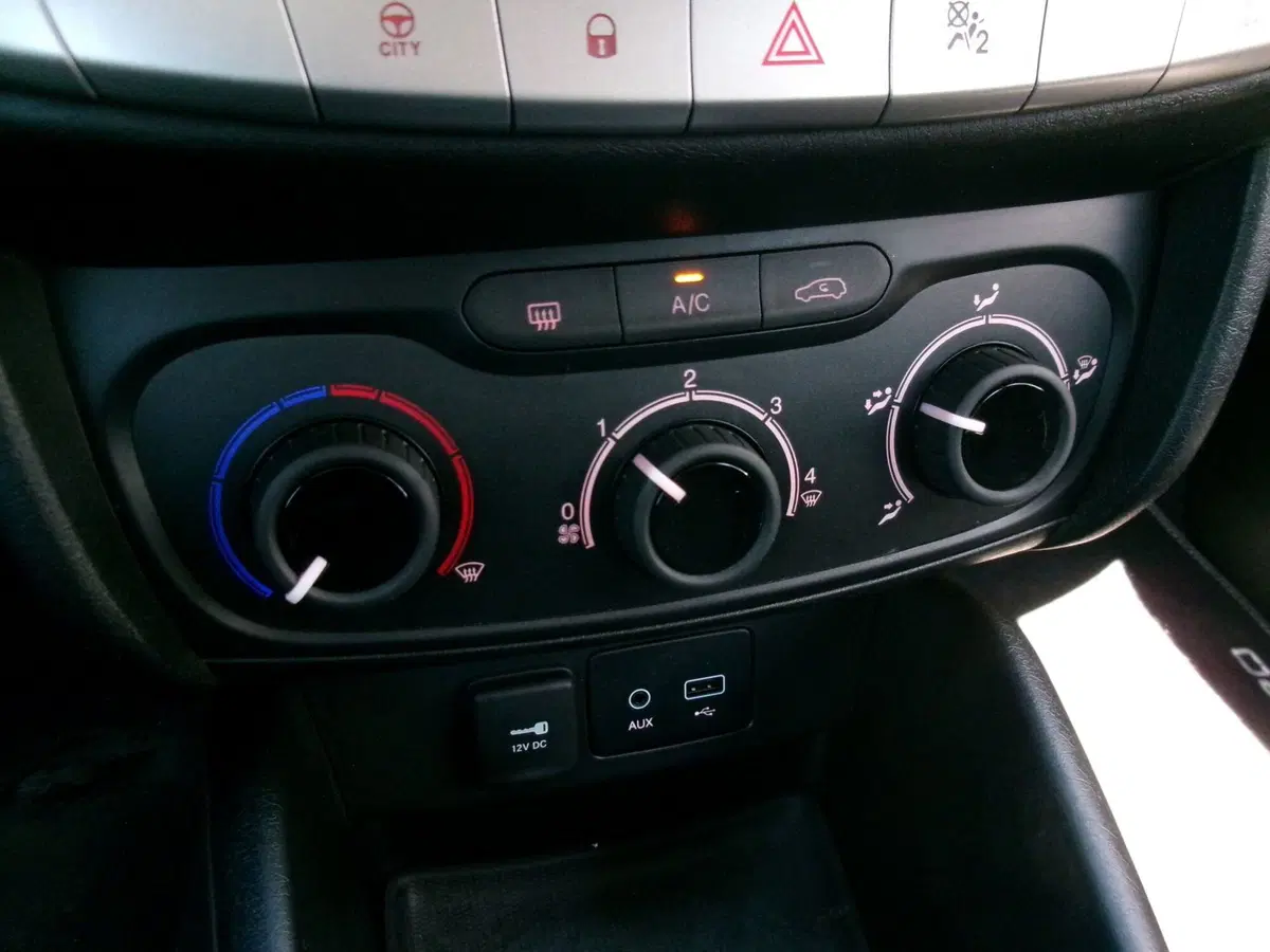 Fiat Tipo Station Wagon usata a Venezia (18)