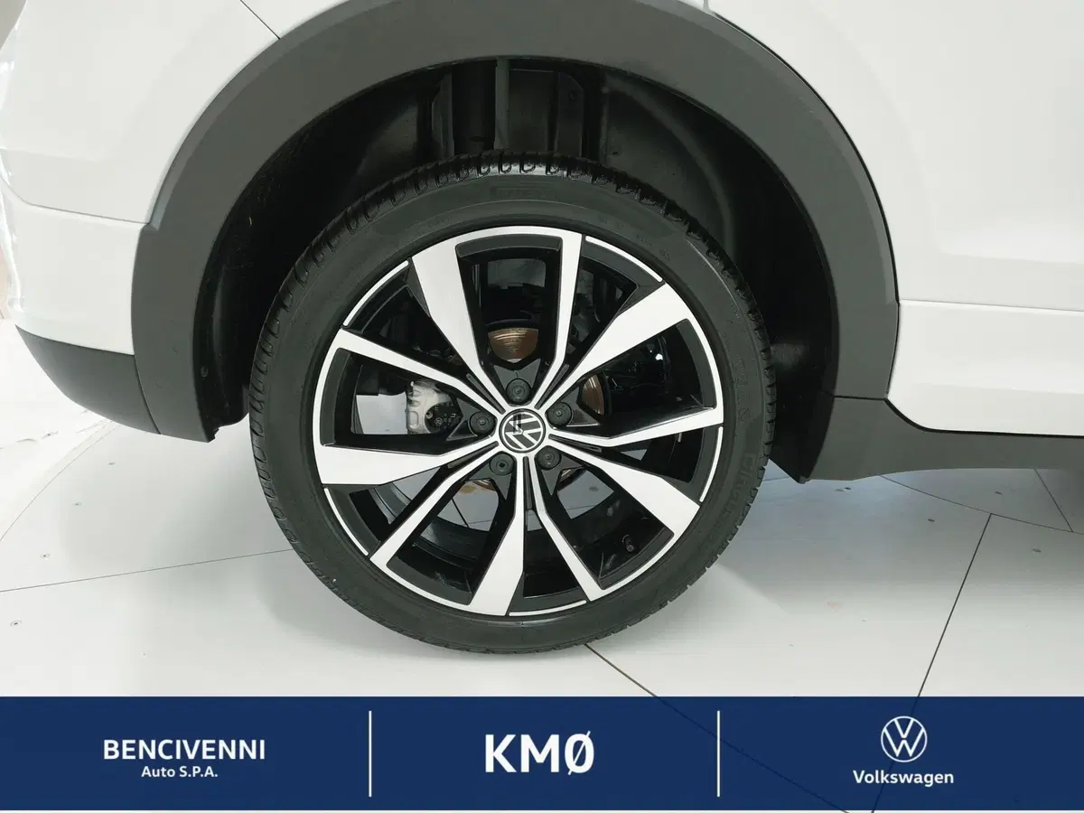 Volkswagen T-Cross nuova a Catanzaro (4)