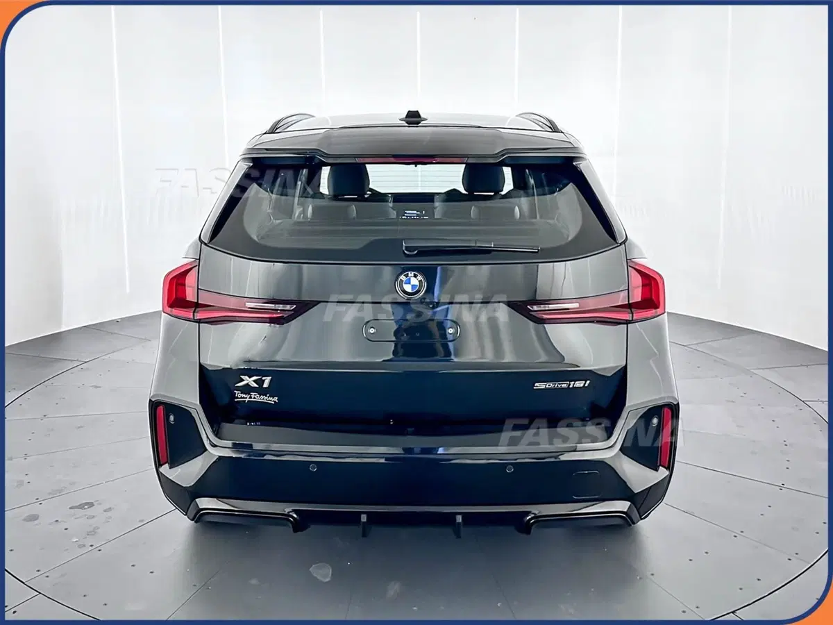 BMW X1 nuova a Milano (5)