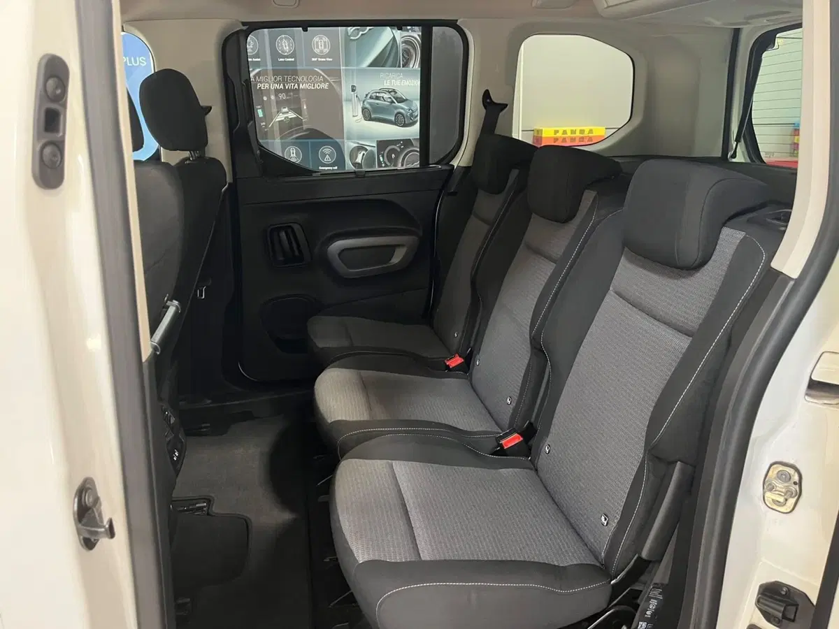 Toyota Proace City Verso usata a Lucca (12)