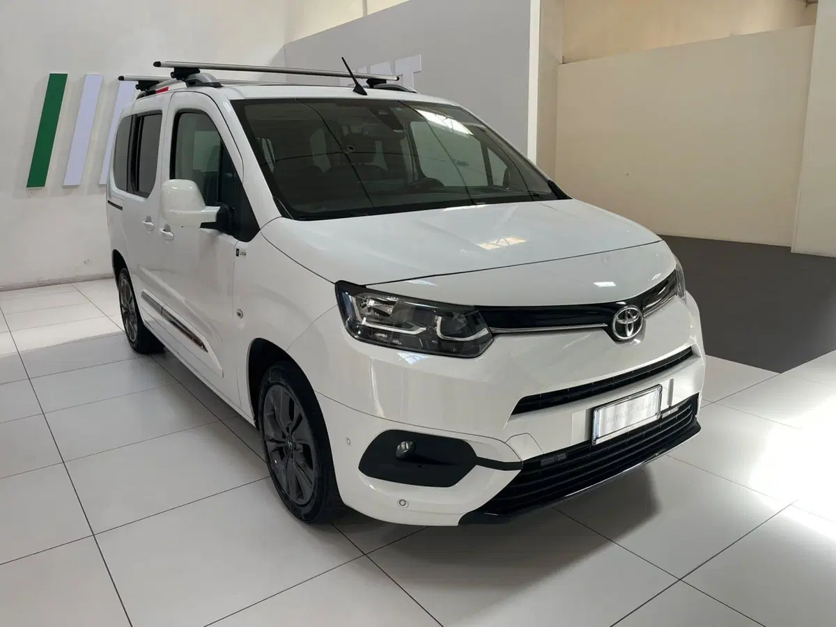 Toyota Proace City Verso usata a Lucca (3)