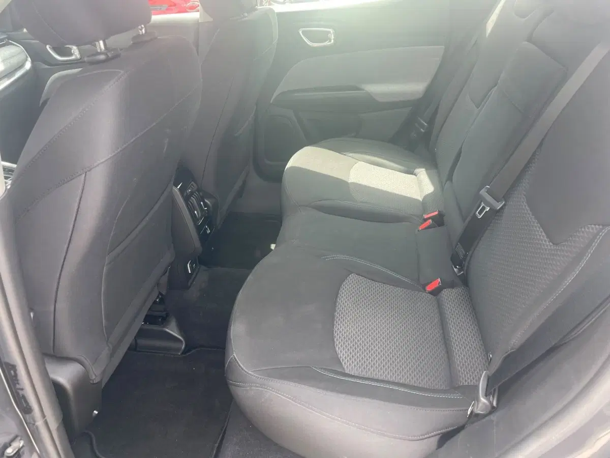 Jeep Compass usata a Lucca (16)