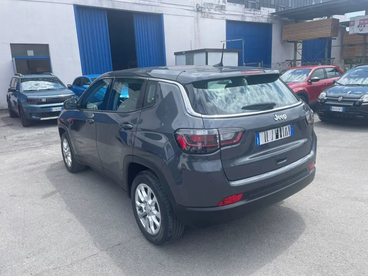 Jeep Compass usata a Lucca (3)