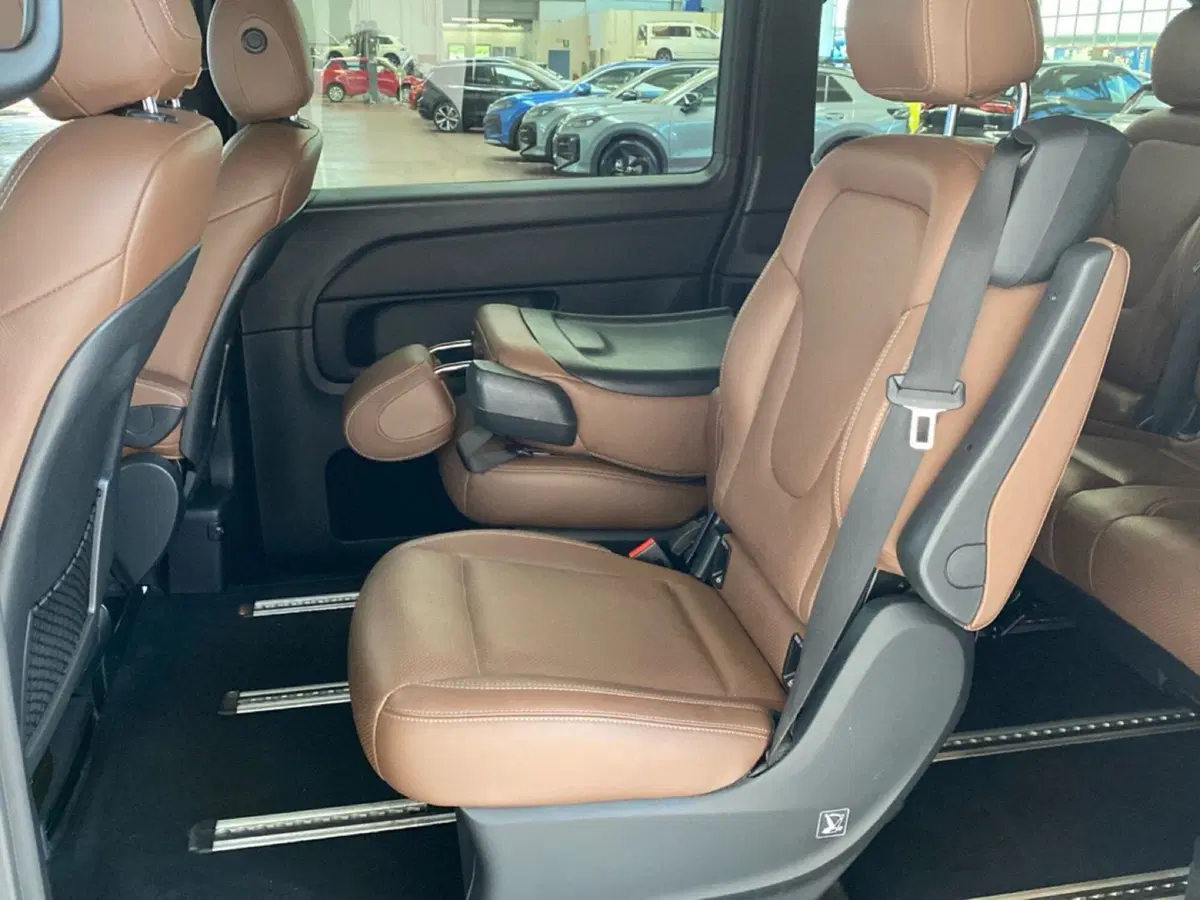 Mercedes-Benz Classe V usata a Lodi (10)