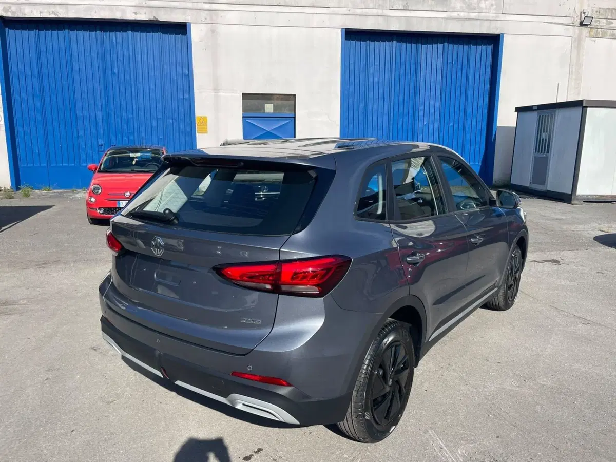 Mg ZS nuova a Lucca (4)