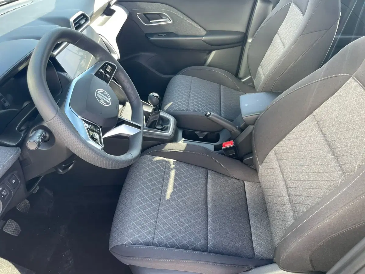 Mg ZS nuova a Lucca (9)